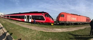 Hypermodern motorvagn visas i Arvidsjaur