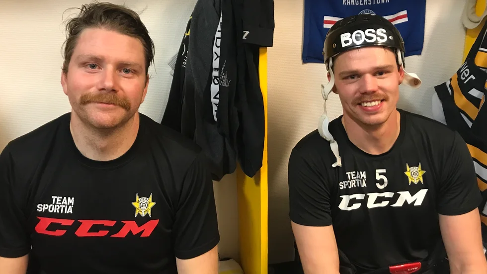 Maifs målskyttar i Tibro, Pontus Ronell och Robin Jonsson. Men storförlust blev det.