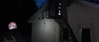Branden i Fällfors utreds som mordbrand – tidigare skadegörelse på tomten