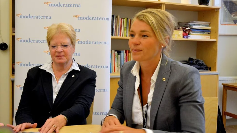 Moderaterna Ingrid Cassel, kretsordförande samt oppositionsrådet Sophia Jarl berättade om motionen om en förbättring av hur kommunen förhåller sig till offentlighetsprincipen.