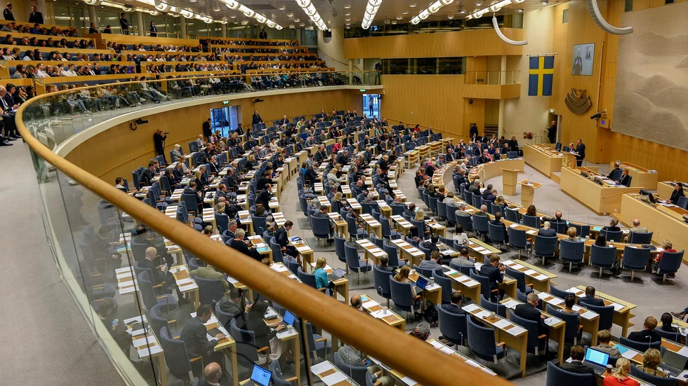 Sveriges riksdag. Här ska makten ligga.