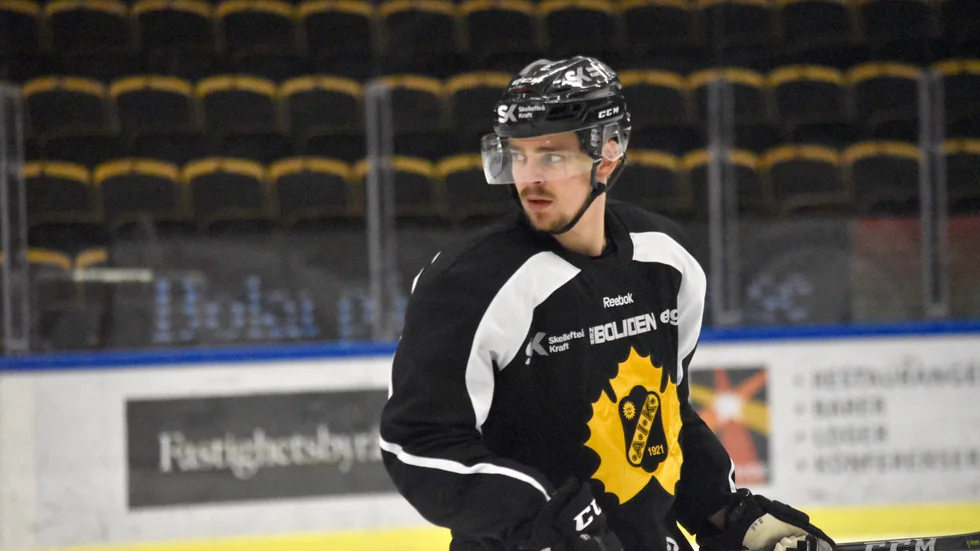 Emil Djuse får å tergå till sitt gamla visar i final två.