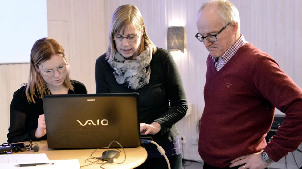 Jenny Wennberg och Lisa Lundstedt från Vattenmyndigheten samt Hans-Erik Johansson från länsstyrelsen i Västerbotten höll i samrådet.