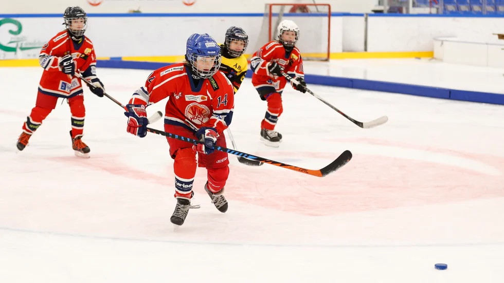 VIK-kedjan med Olivia Andersen, Elsa Helge och Majken Kindstrand var riktigt vass och ett ständigt hot mot Vimmerby.