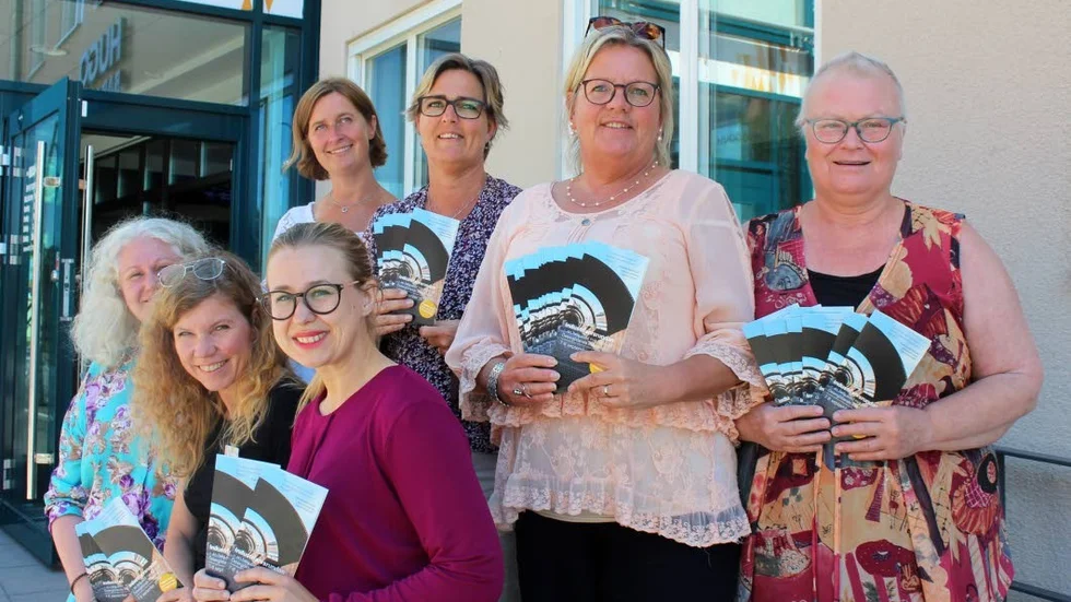 Industriarvsrundan är ett nytt samarbete mellan kommunerna Finspång, Norrköping, Åtvidaberg och Motala. I måndags träffades representanter från kommunerna i Kulturhuset i Finspång: Anette Kindahl, Annelie Egelin Tärning, Camilla Gullin, Petra Östelius, Pia Axelsson, Ann-Britt Nilsson och Carina Jarhall.