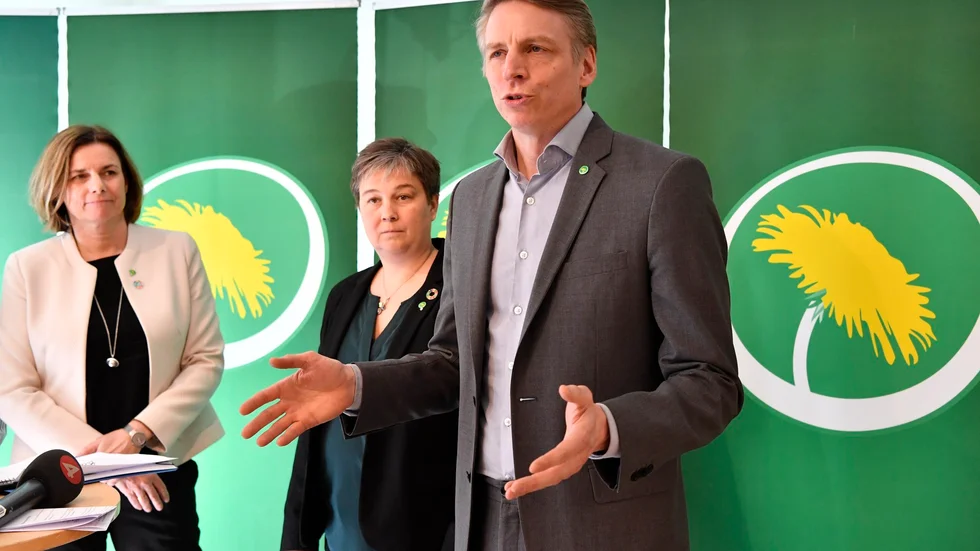 På helgens kongress kommer finansmarknadsminister Per Bolund att efterträda Gustav Fridolin som språkrör.