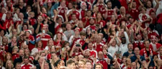 Danmarks protest – byter tröjor i Qatar-VM