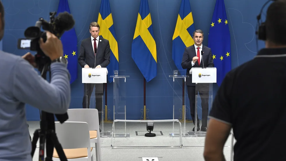 Miljö- och klimatminister Per Bolund och näringsminister Ibrahim Baylan håller pressträff Cementas täktverksamhet vid Slite. Cementas tillstånd att bryta kalk på Gotland förlängs till nyår 2022.