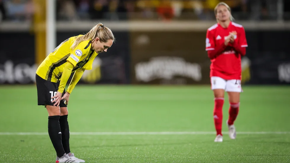 Elin Rubensson deppar efter förlusten.