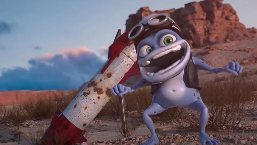 Crazy Frog har gjort comeback på Youtube, nu går den lilla grodan en spännande framtid till mötes.