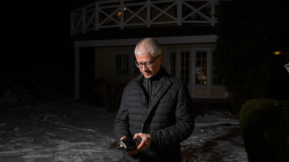 "En dag kom ett brev från Skatteverket som upptäckt konstiga överföringar till ett bolag i USA vi inte kände till. Det var så allt upptäcktes". Det säger Jan Isaksson, tidigare delägare i det Uppsalabaserade it-företaget Independent Database Technology. 