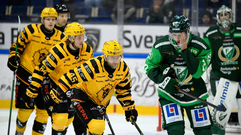 Skellefteås två kommande SHL-matcher har skjutits upp på grund av coronasmitta i laget. Arkivbild.