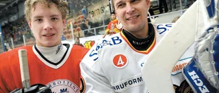 Då: Hockeyhjälten är tillbaka 