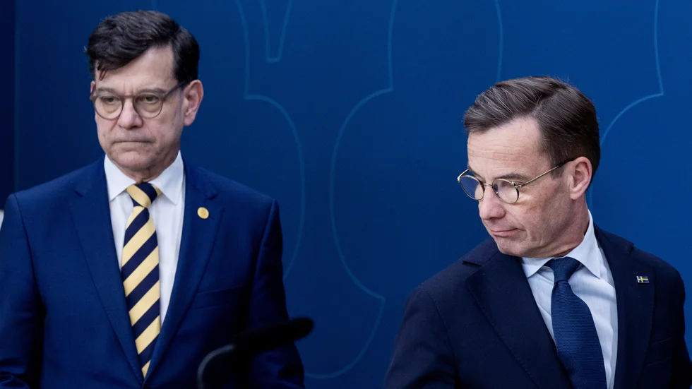 Sveriges nationella säkerhetsrådgivare Henrik Landerholm och statsminister Ulf Kristersson (M) är det barndomsvänner. Det gör honom mer utsatt, vilket han inte verkar ha förstått.