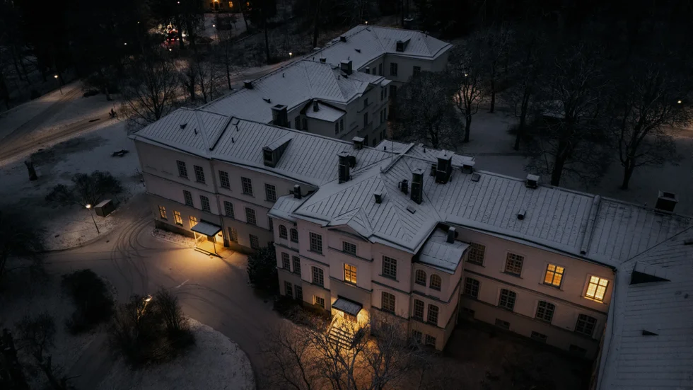 "Huset sjuder av liv." skriver insändarskribenterna, 62 av Hospitalets hyresgäster, som menar att UNT:s granskning är missvisande.