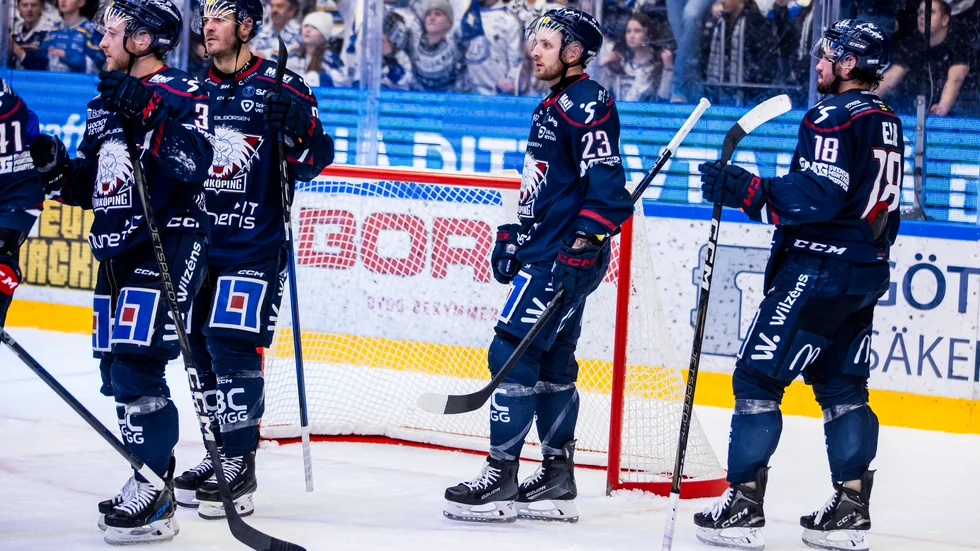 Deppigt i LHC-lägret efter förlusten.
