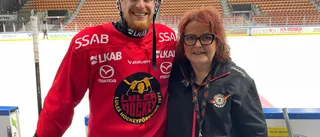 Luleå Hockeys stora supporter vill begravas i Shinnimins tröja