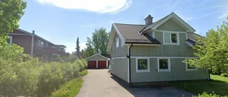 Nya ägare till villa i Vänge – prislappen: 5 200 000 kronor