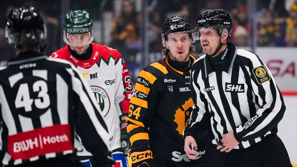 ”Det är som det är, det är inte där vi förlorar matchen”, säger Jonathan Pudas om de många videogranskningarna.
