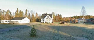 168 kvadratmeter stort hus i Älvsbyn sålt för 2 482 000 kronor
