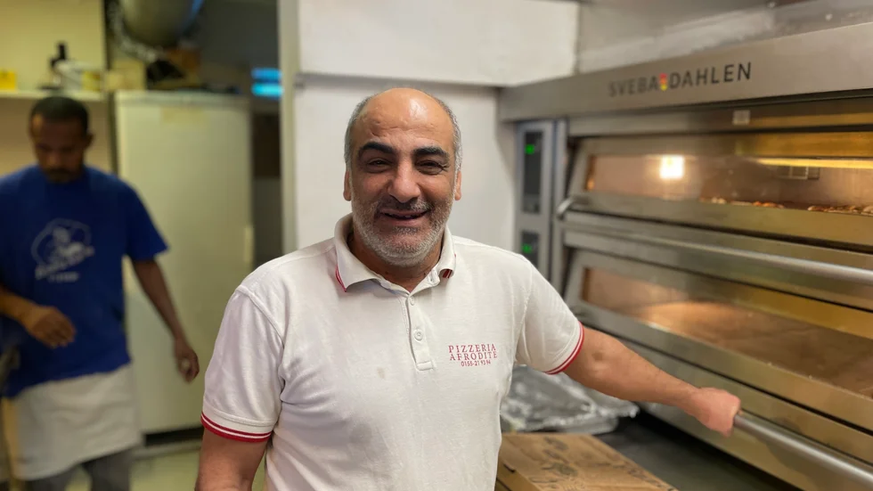"Jag är väldigt tacksam för alla mina kunder som är trogna och röstar på oss", säger Medeni Irmak som kammat hem priset som bästa pizzeria i Nyköping.  
