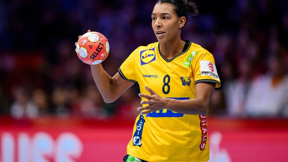 Det svenska damlandslaget kommer till Nyköping i mars för en träningslandskamp. Då kommer även Jamina Roberts att hyllas.