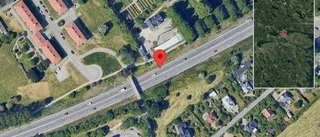 Olycka med en personbil på E22