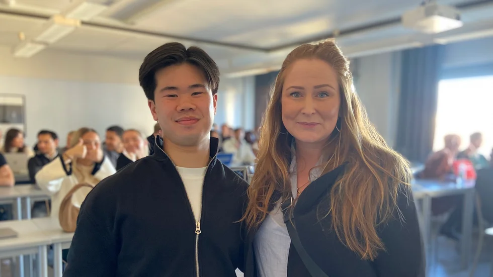 Anthony Vu har precis kommit åter till vardagen på Lindengymnasiet. Denna gång som världsmästare. Tidningens sportredaktör Elin Elander passade på att överraska honom mitt under en lektion.
