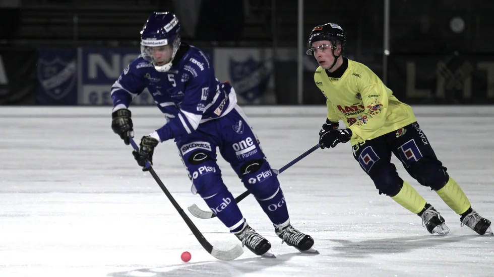 IFK Motalas Christopher Sandell, 40 år, ger klartecken för ytterligare en säsong i division 1. "Det var roligt på alla sätt", säger han om den gångna säsongen.