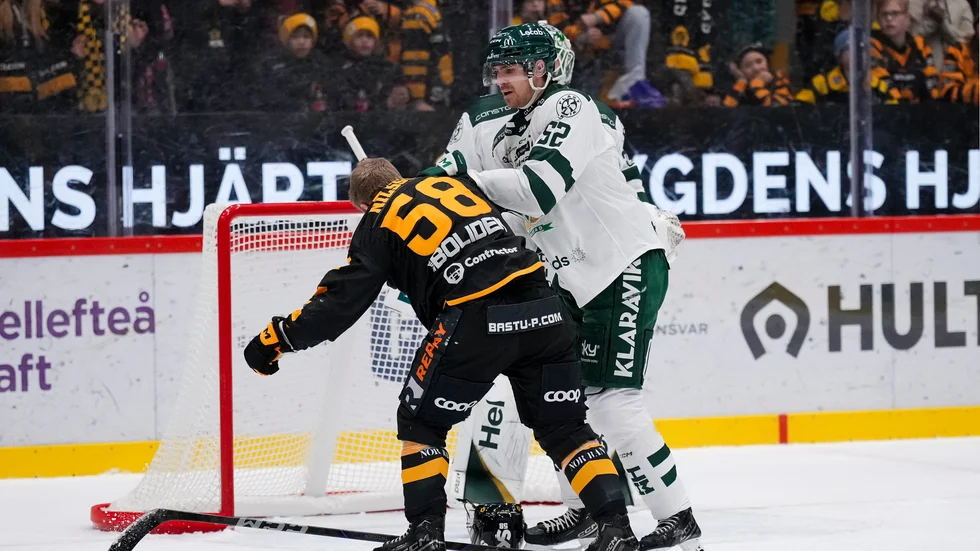 Oskar Nilsson fick hoppa in som center i frånvaron av flertalet spelare.