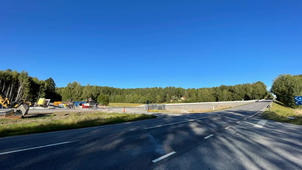 Östra infarten från Harry Martinsons väg stängs av från natten mot måndag.