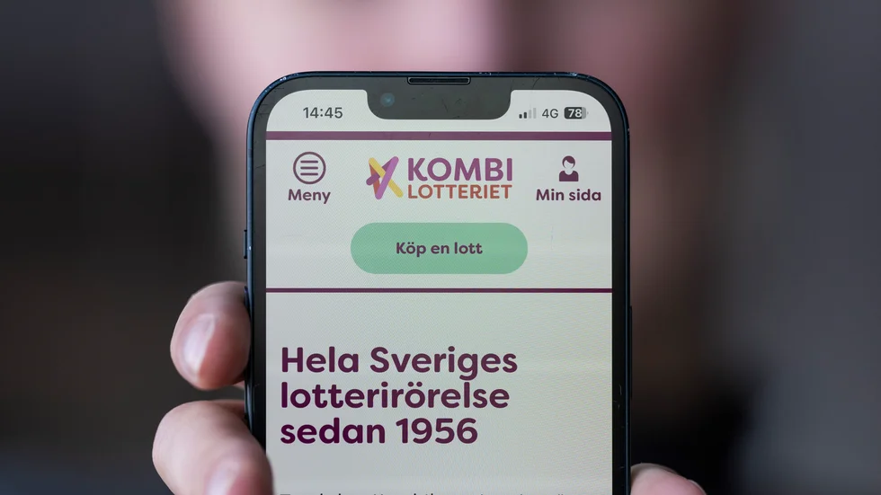Det socialdemokratiska Kombi-lotteriet on-line i en mobiltelefon.