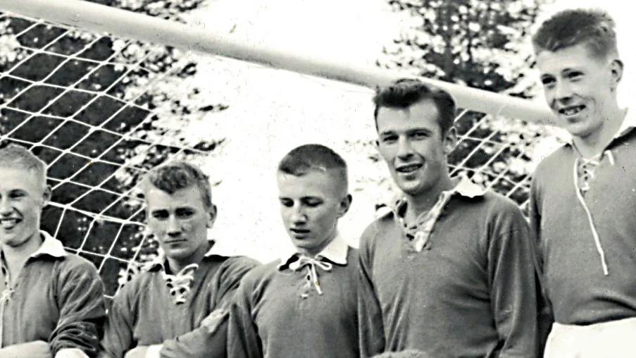 Dessa fem före detta ”MIF-stjärnor” var med om att i slutet av 1950-talet vinna både Lilla DM samt västra Elitserien. Från vänster: Kurt Öhman, Edor Johansson, Valter Johansson, Birger Arvidsson och Dick Holmström.