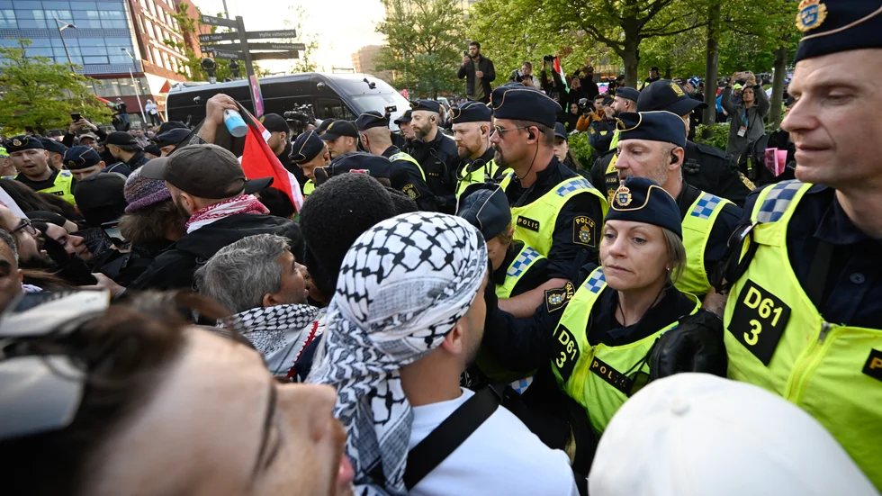 Demonstranter vid Malmö Arena i maj i år. Arkivbild.
