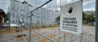 Gamla skolhuset får inte rivas – trots brandskadorna