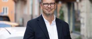 Klänningen och bilen får nytt liv i ett nytt hem