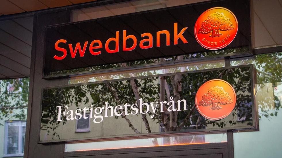 Swedbank i Skellefteå har inte öppet lika länge som förrut.