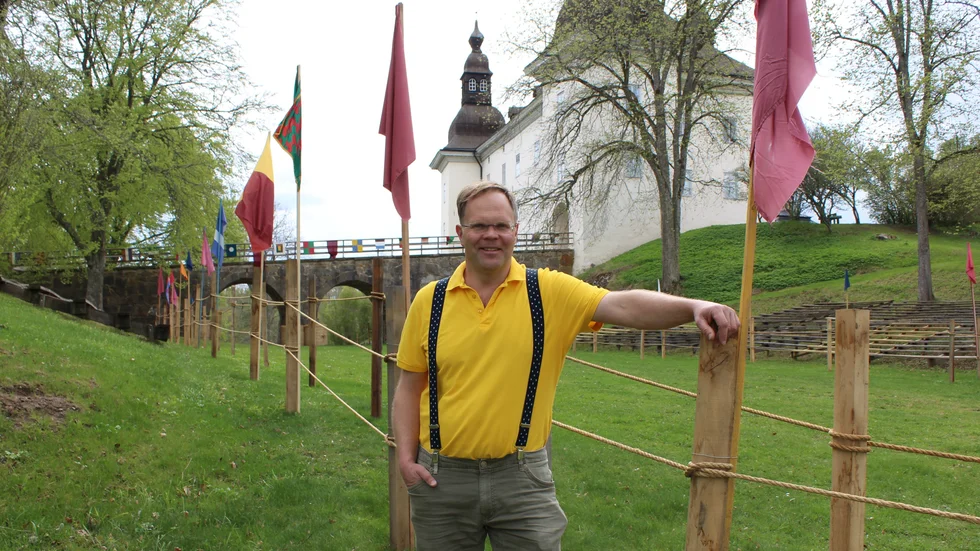Henrik Töörn, projektledare för Riddarspelen, ser fram emot helgens riddarspel på Ekenäs slott.