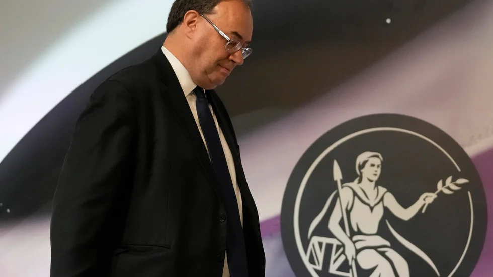 Den tajta brittiska arbetsmarknaden skapar ett hårt tryck uppåt på lönerna, vilket utgör en stor utmaning för Bank of England, med ordförande Andrew Bailey. Arkivbild