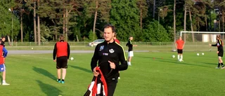 Levide IF byter tränare inför onsdagens derby
