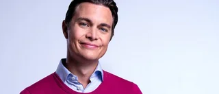 Messiah Hallberg vill låta skratten studsa mot det allvarliga