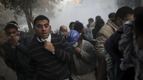 Egyptiska demonstranter flyr tårgas. Finns det en väg till ett liberalare samhälle?Foto: Tara Todras-Whitehill/scanpix