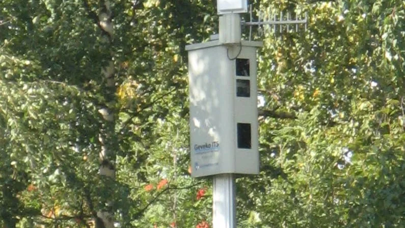 Makalös manick. Den fartkameraliknande installationen har inrymt en forskningskamera.