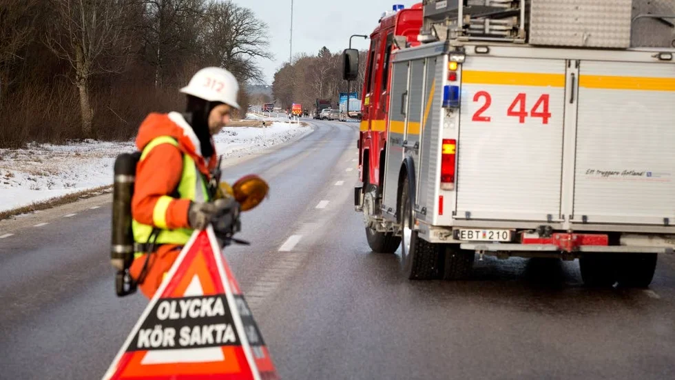 Olyckor. Många trafikolyckor har medfört 122 skadade och tre omkomna hittills i år.