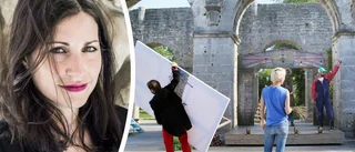 Nour El Refai tvingas hoppa av "Kung Lear"