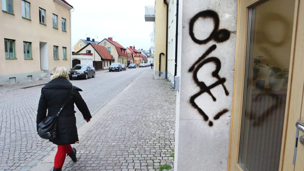 Klotter. Som Regionen kallar "gatukonst".