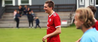 Hattrick i fyran av Adrian