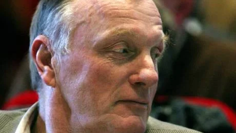 Får sjukvårdens ordförande Per-Olof Jacobsson (c) ansvarsfrihet för sjukvårdens ekonomi 2008?