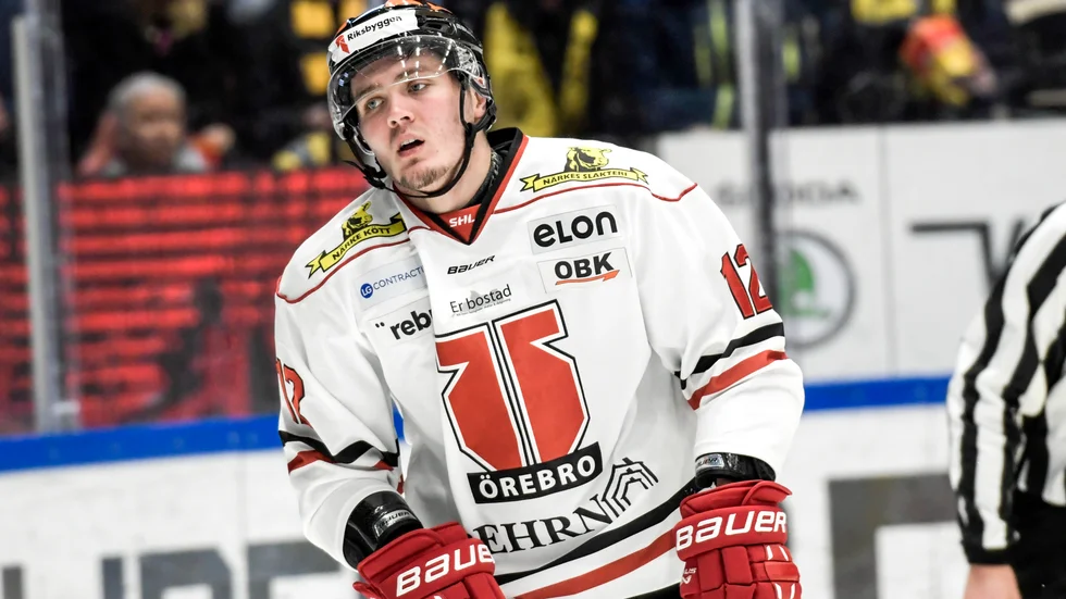 Max Lindholm, här i Örebros dress, är klar för Skellefteå. Arkivbild.