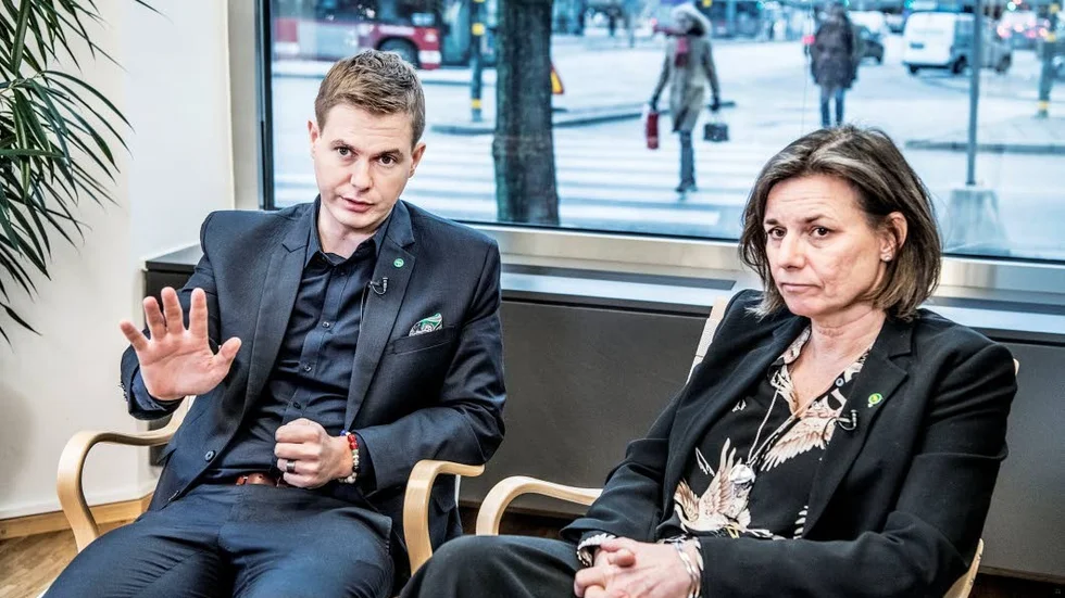 Ser mörkt ut. Klarar Gustav Fridolin och Isabella Lövin att hålla Miljöpartiet kvar i riksdagen? Det ser mörkt ut efter en bedrövlig mandatperiod, men det går att vända.